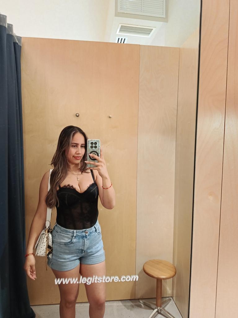 Chica busca chico en Sevilla: 