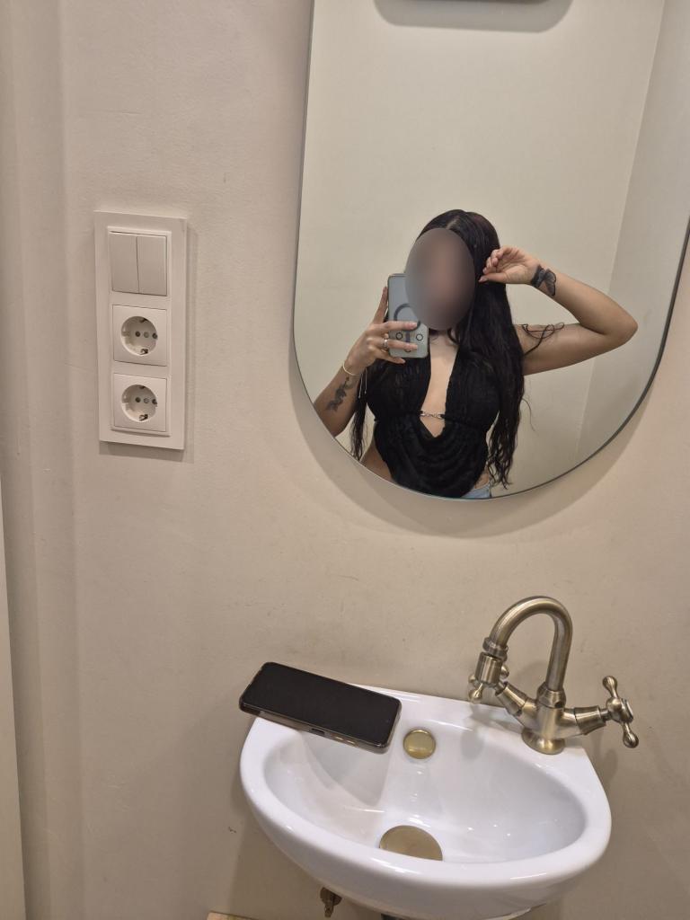 Chica busca chico en La Coruña: 