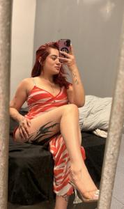 663871017: Chica busca chico en Sevilla