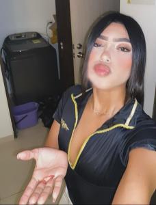 671093134: Chica busca chico en Madrid
