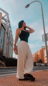 678738748: Chica busca chico en Málaga