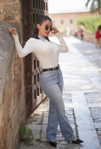 674758541: Chica busca chico en Mallorca