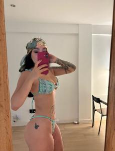 643876585: Chica busca chico en Málaga