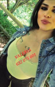 632075601: Chica busca chico en Lugo