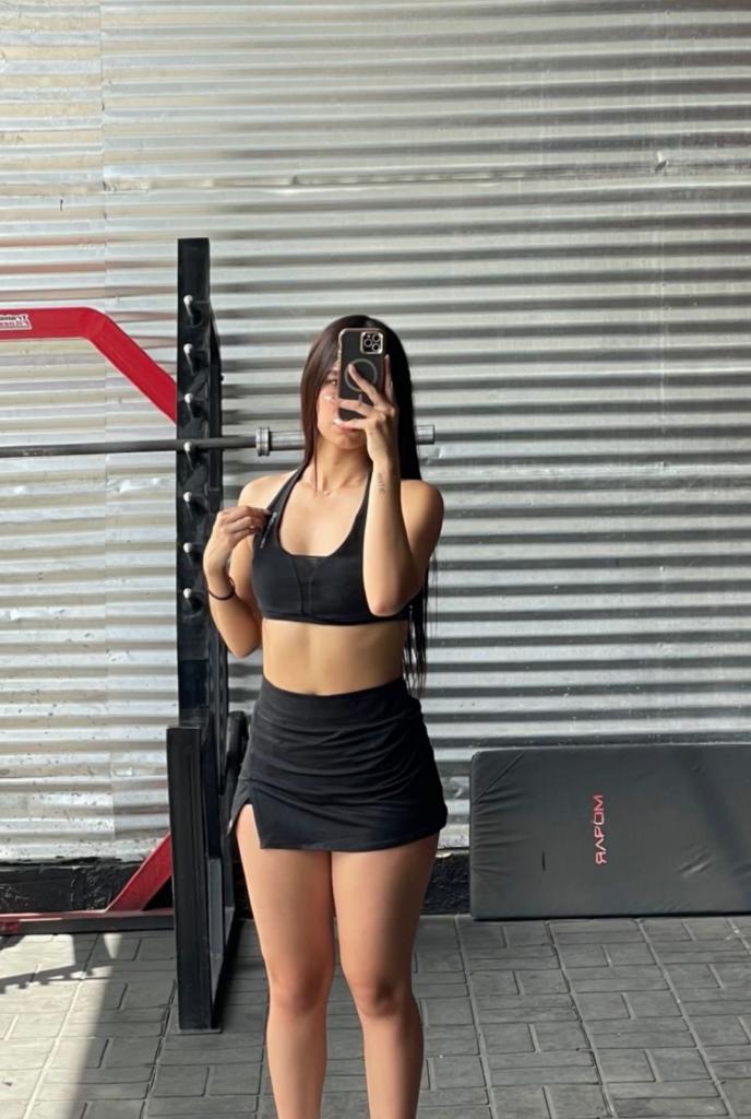 Chica busca chico en Almería: 