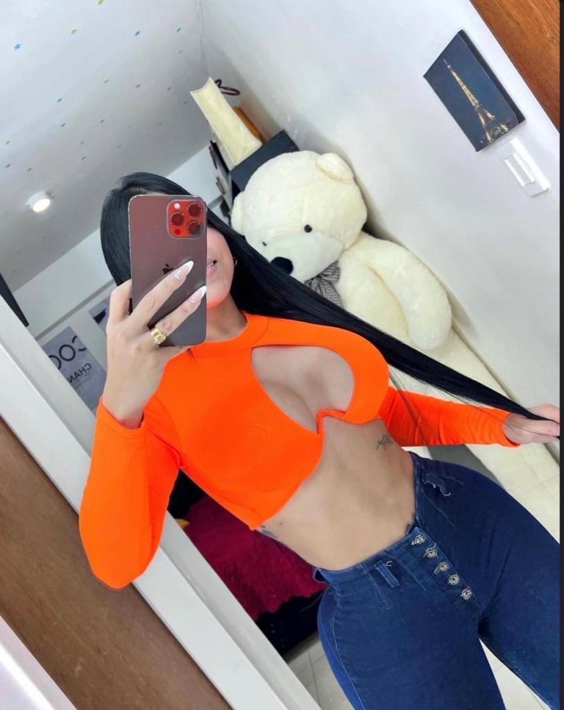 Chica busca chico en Tenerife: 