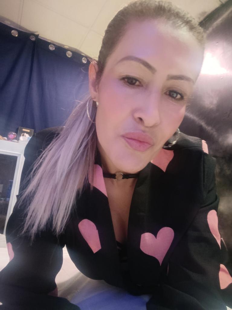 Chica busca chico en Alicante: 