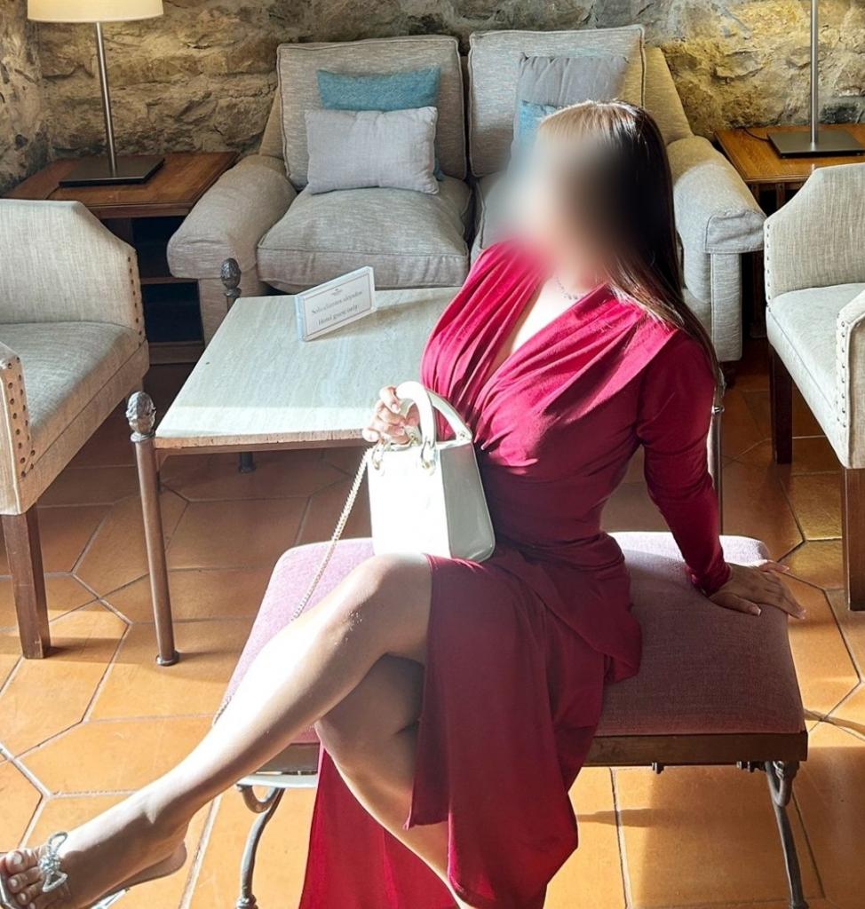 678731503: Chica busca chico en Málaga