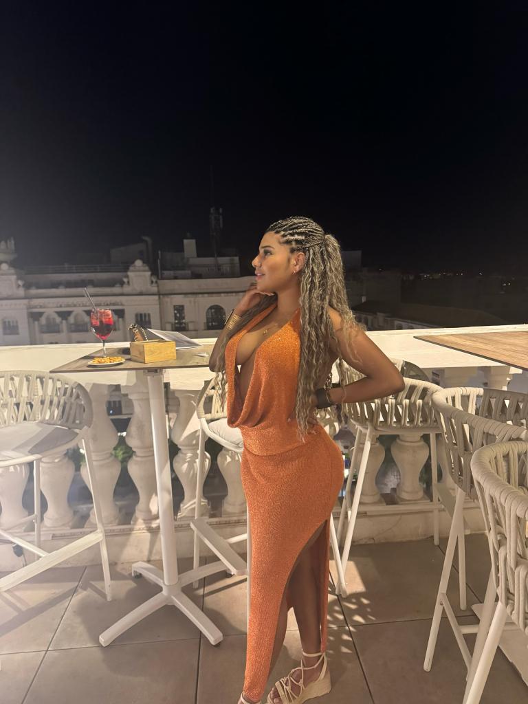 Chica busca chico en Córdoba: Chica busca chico