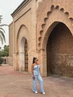 627109656: Chica busca chico en Cádiz