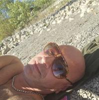 633381766: Chica busca chico en Álava