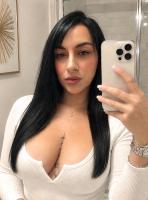 651059285: Chica busca chico en Barcelona