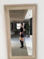 643876585: Chica busca chico en Málaga