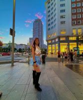 642654773: Chica busca chico en Madrid