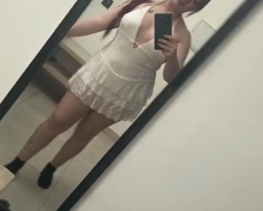 Chica busca chico en Cádiz: 