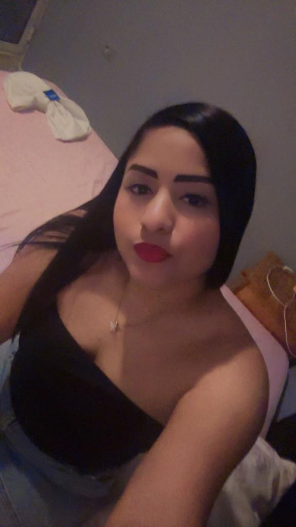 664325583: Chica busca chico en Tenerife