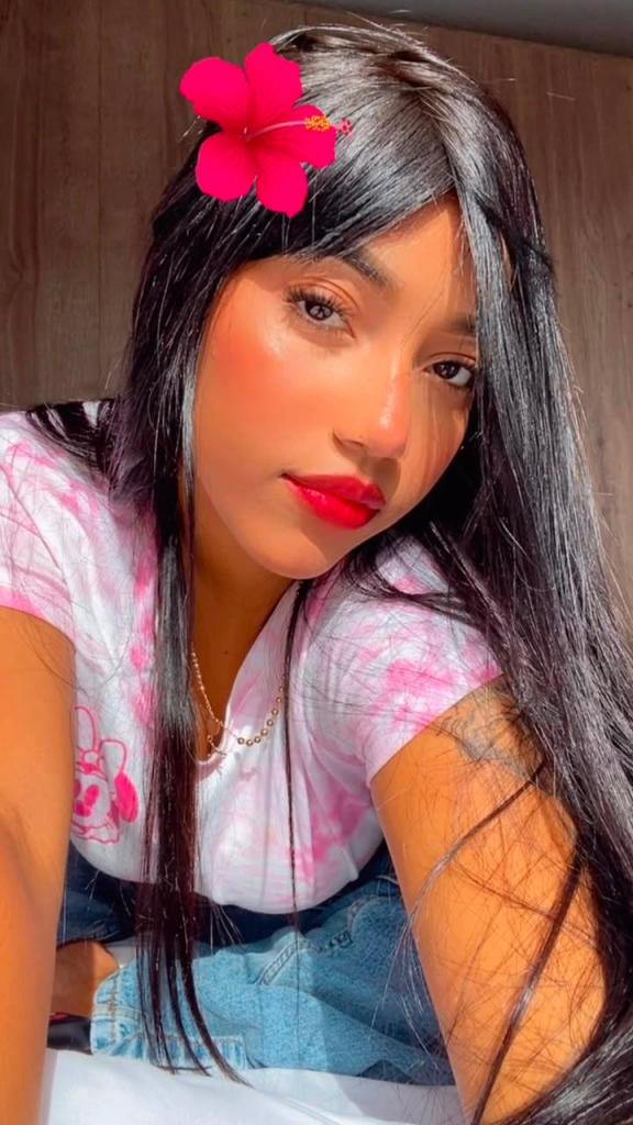 677536401: Chica busca chico en Madrid