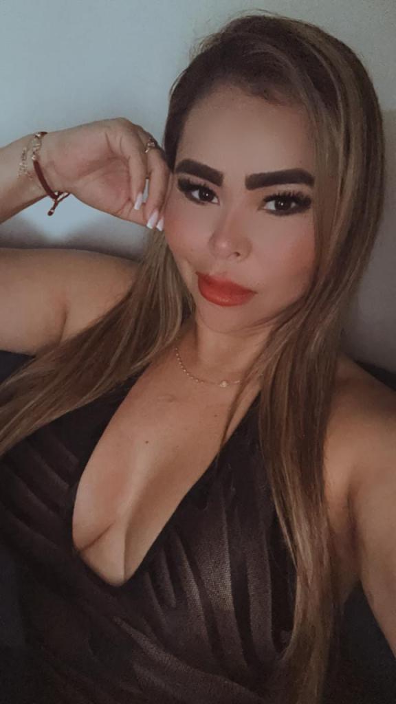 691535165: Chica busca chico en Valencia