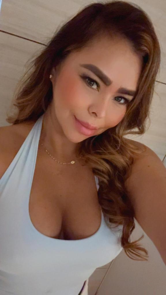 Chica busca chico en Valencia: Chica busca chico