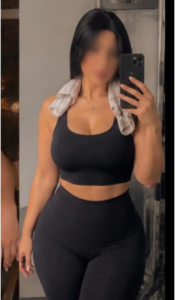 Chica busca chico en Menorca: 