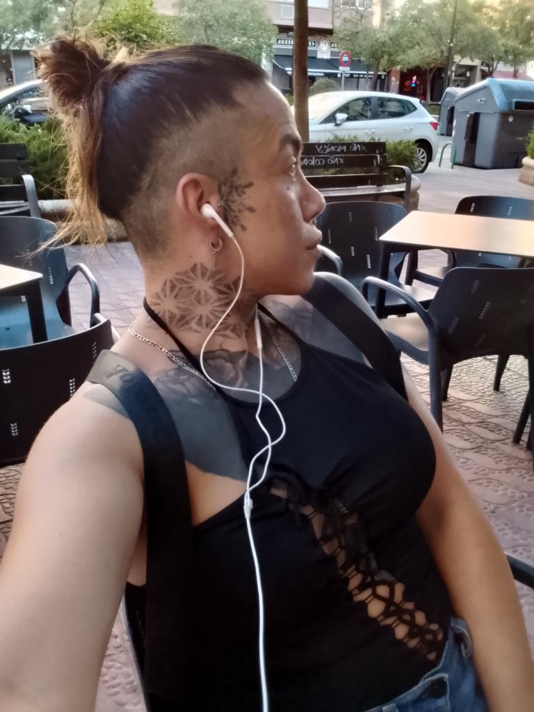 661139083: Transexual en Zaragoza