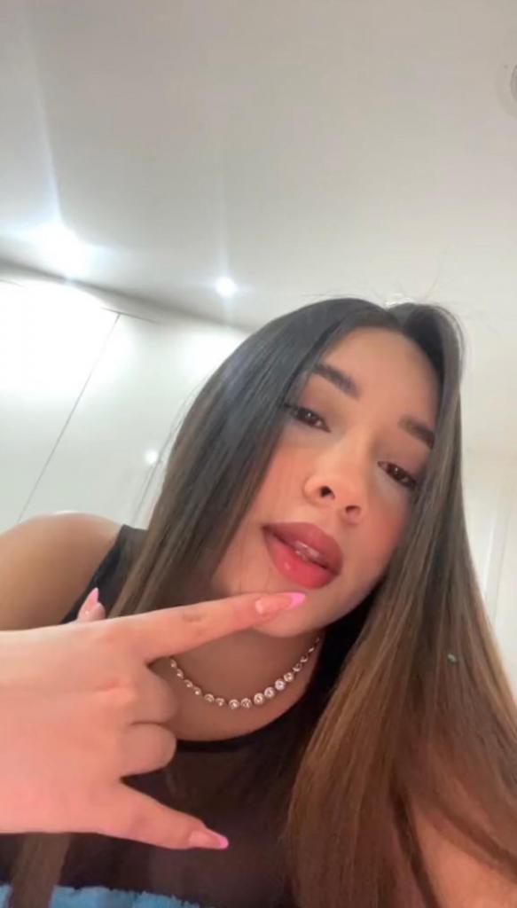 604158632: Chica busca chico en Valencia