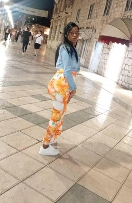 642429132: Chica busca chico en Alicante