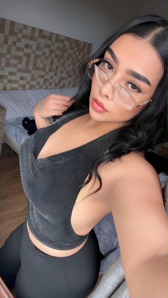 677181240: Chica busca chico en Asturias