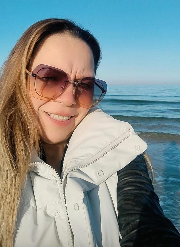 Chica busca chico en Alicante: 