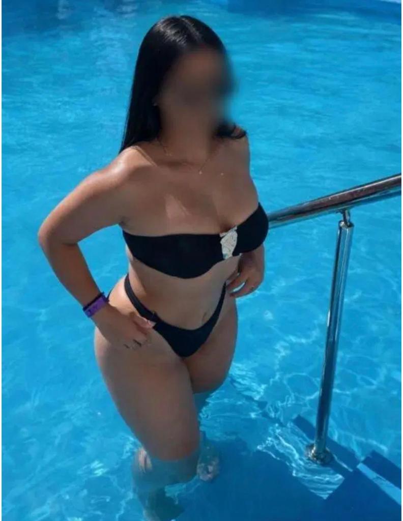 Chica busca chico en Menorca: 