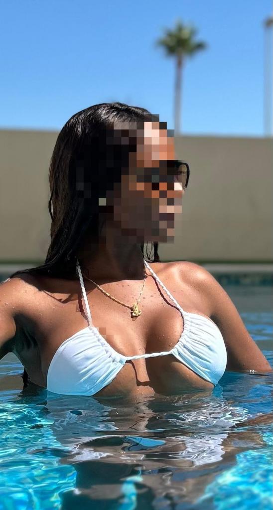 Chica busca chico en Cádiz: Chica busca chico