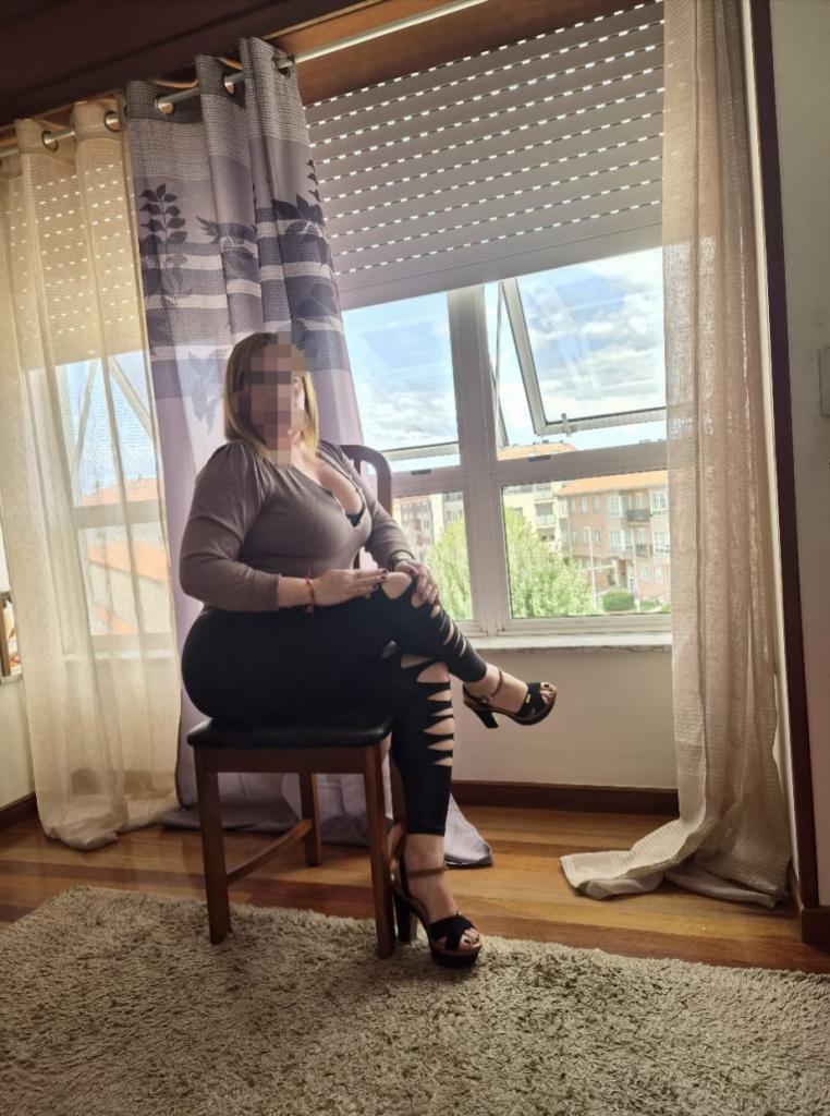 Chica busca chico en La Coruña: 