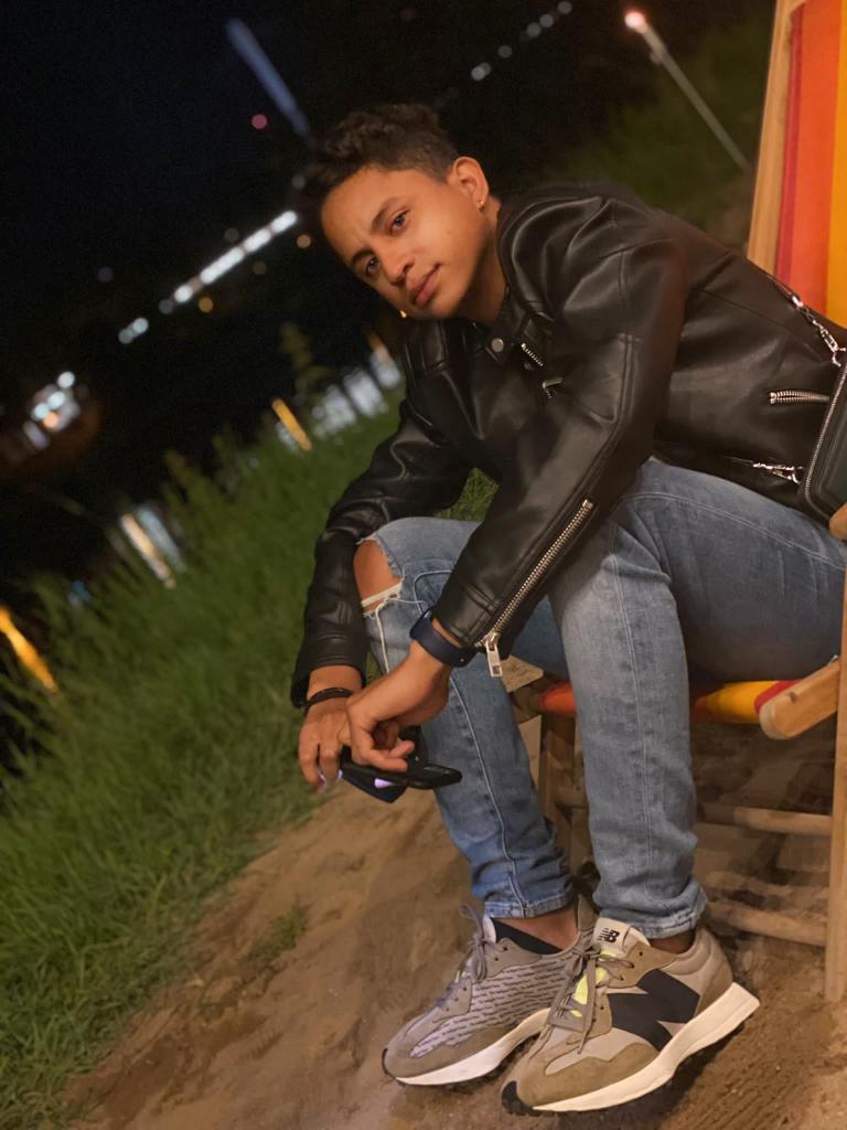 662913766: Chico busca chica en Vizcaya