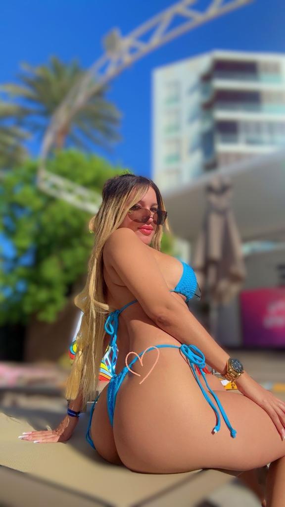 742073802: Chica busca chico en Cantabria