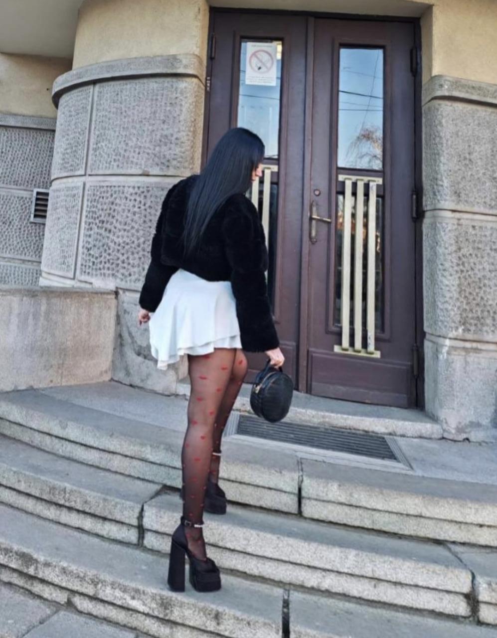 Chica busca chico en Almería: 
