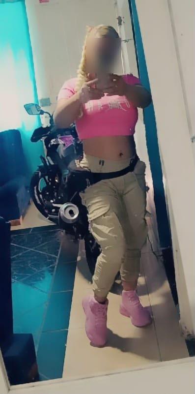 Chica busca chico en Sevilla: 