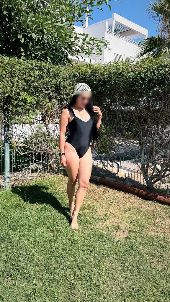 643864467: Chica busca chico en Málaga