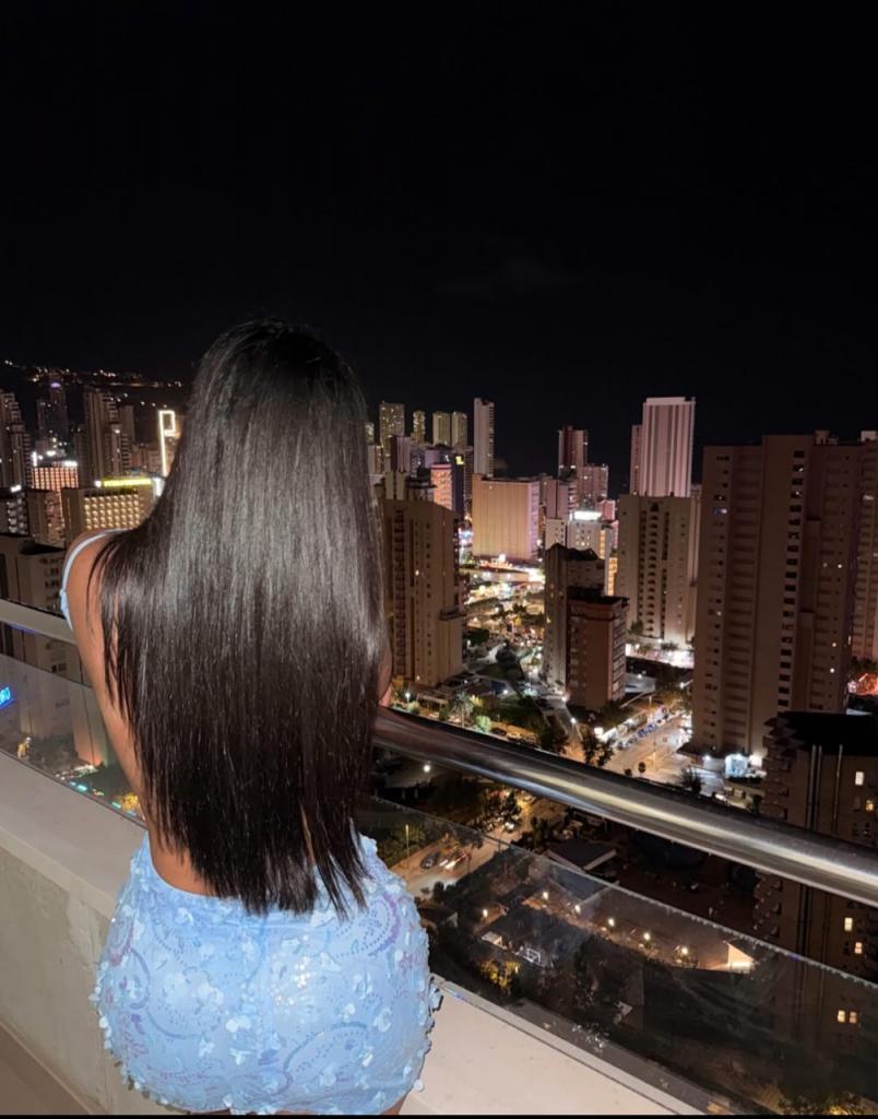 Chica busca chico en Tenerife: 