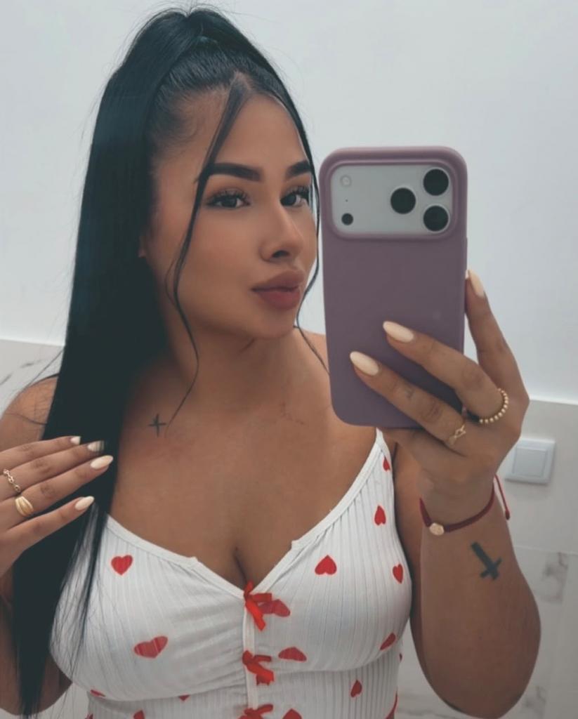 663340774: Chica busca chico en Cádiz