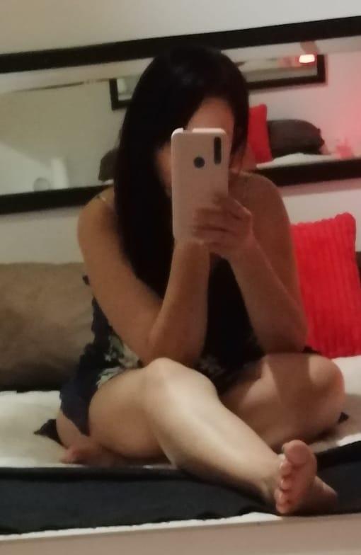 Chica busca chico en Almería: 