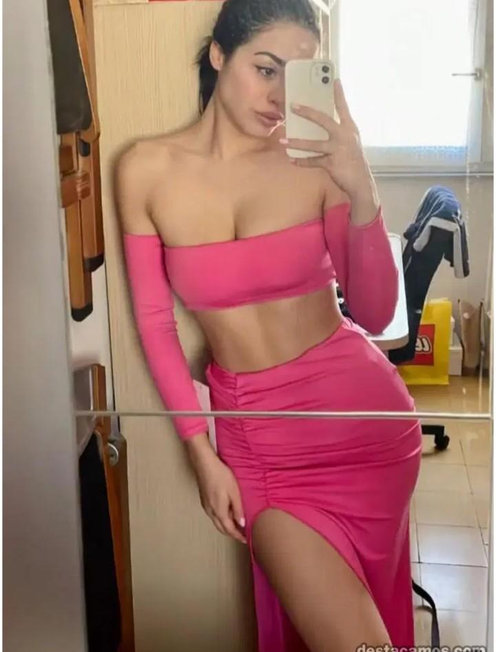 689889664: Chica busca chico en Alicante