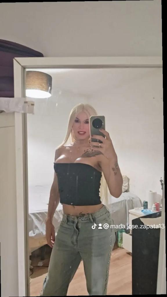 657869892: Transexual en Tarragona