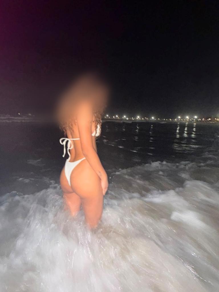 Chica busca chico en Madrid: Chica busca chico