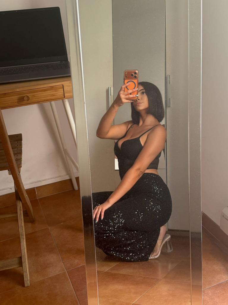 610132149: Chica busca chico en Mallorca