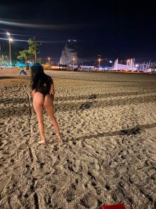 613855673: Chica busca chico en Cádiz