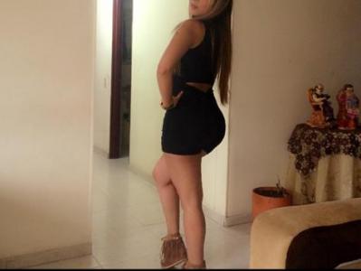 632693890: Chica busca chico en La Coruña