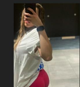 699603433: Chica busca chico en Barcelona