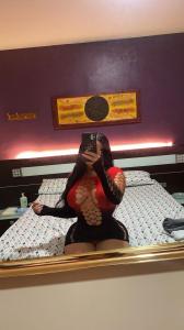 647299043: Chica busca chico en Salamanca