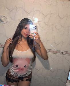 664634688: Chica busca chico en Mallorca