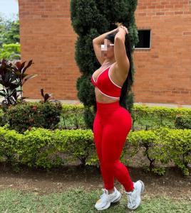 624540819: Chica busca chico en Tenerife